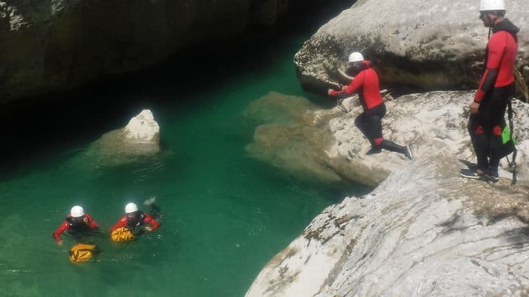 Ravin de Main Morte - Saut dans le Verdon dans le Canyon de Mainmorte
