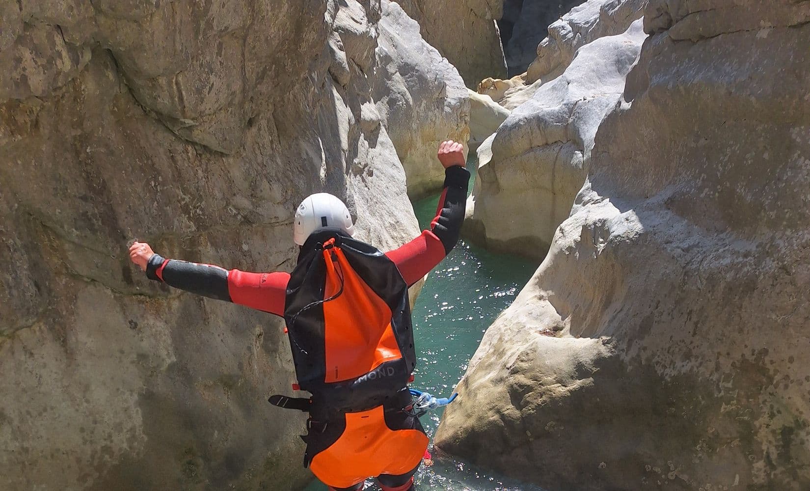 Canyoning dans la Clue d'Aiglun